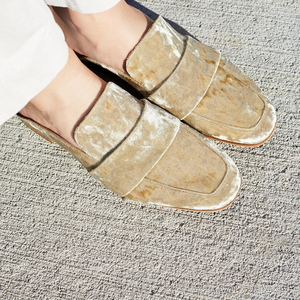 at ease loafer mule